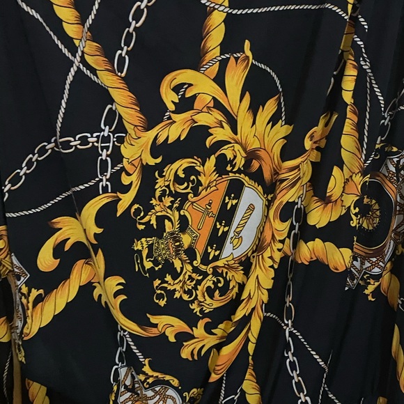 Black and Gold chain print dress - Picture 4 of 6